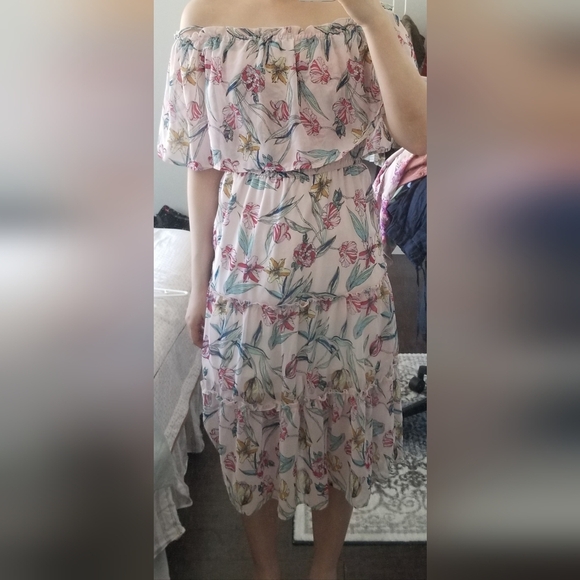 Romeo + Juliet Couture White Floral Off Shoulder Ruffle Midi Dress Size S Summer - Picture 8 of 11